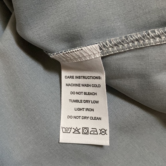 Womens navy blue and white dress with Anchor on front of this dress NWT - Picture 8 of 11